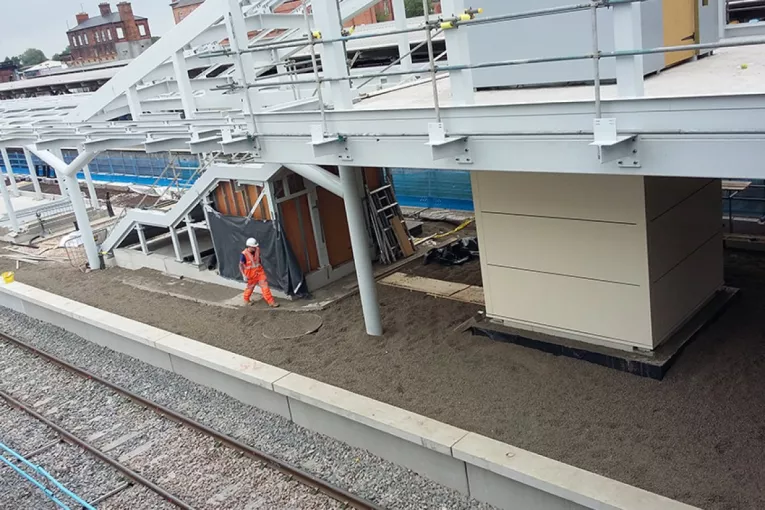 rail platform with LECA LWA