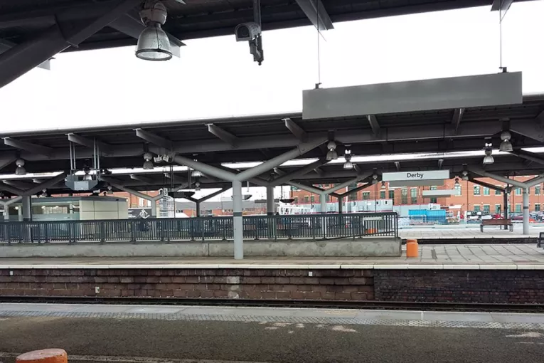 rail platform with LECA LWA