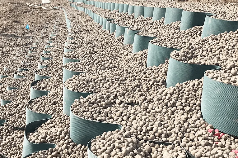 Leca® LWA with Geotextiles and Geogrid Systems