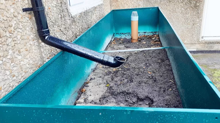 Gloucestershire Wildlife Trust Specify Leca® Flower in 50L Bags