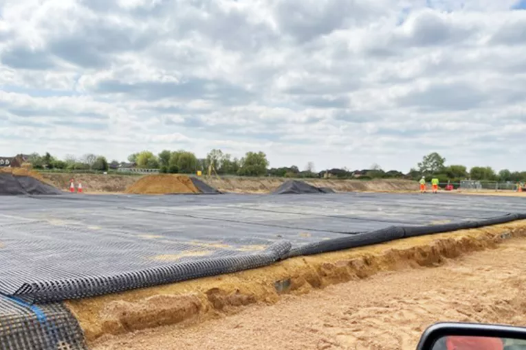 over 26,000m3 of Leca LWA has been specified to provide bridge abutment support