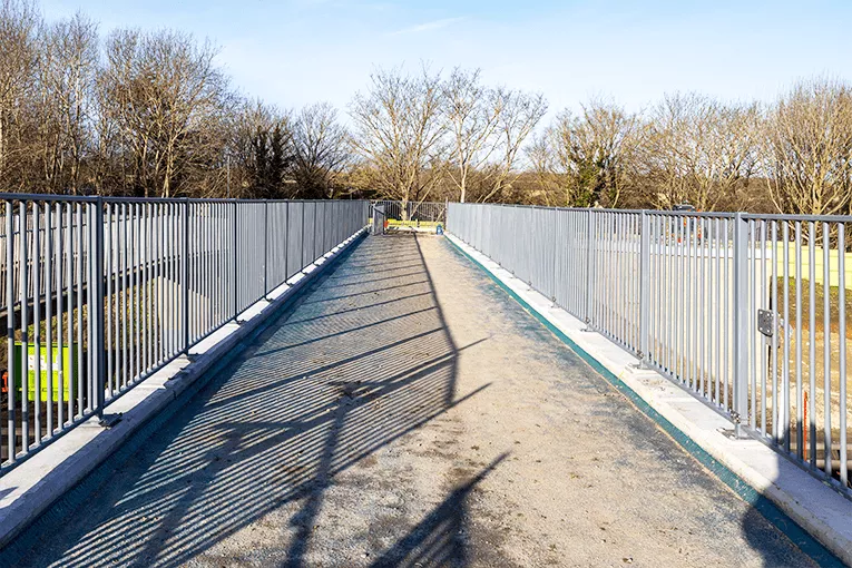 LONGTHORPE A47 FOOTBRIDGE