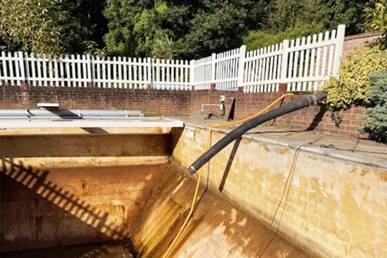 OUTDOOR SWIMMING POOL INSTALLATION (SURREY)