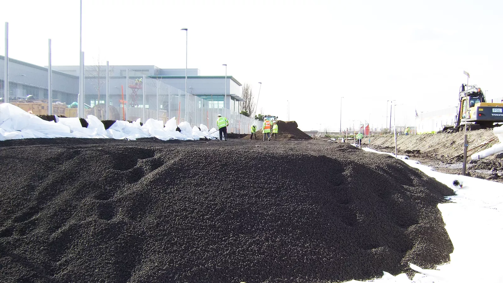 LECA® geotechnical fill (LWA) as a lightweight fill solution for infrastructure works at the Royal Albert Basin