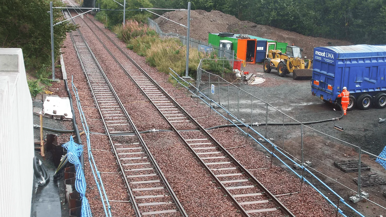 UNDERTRACK PNEUMATIC DELIVERY FOR CYCLE PATH DEVELOPMENT | BATHGATE RAIL STATION
