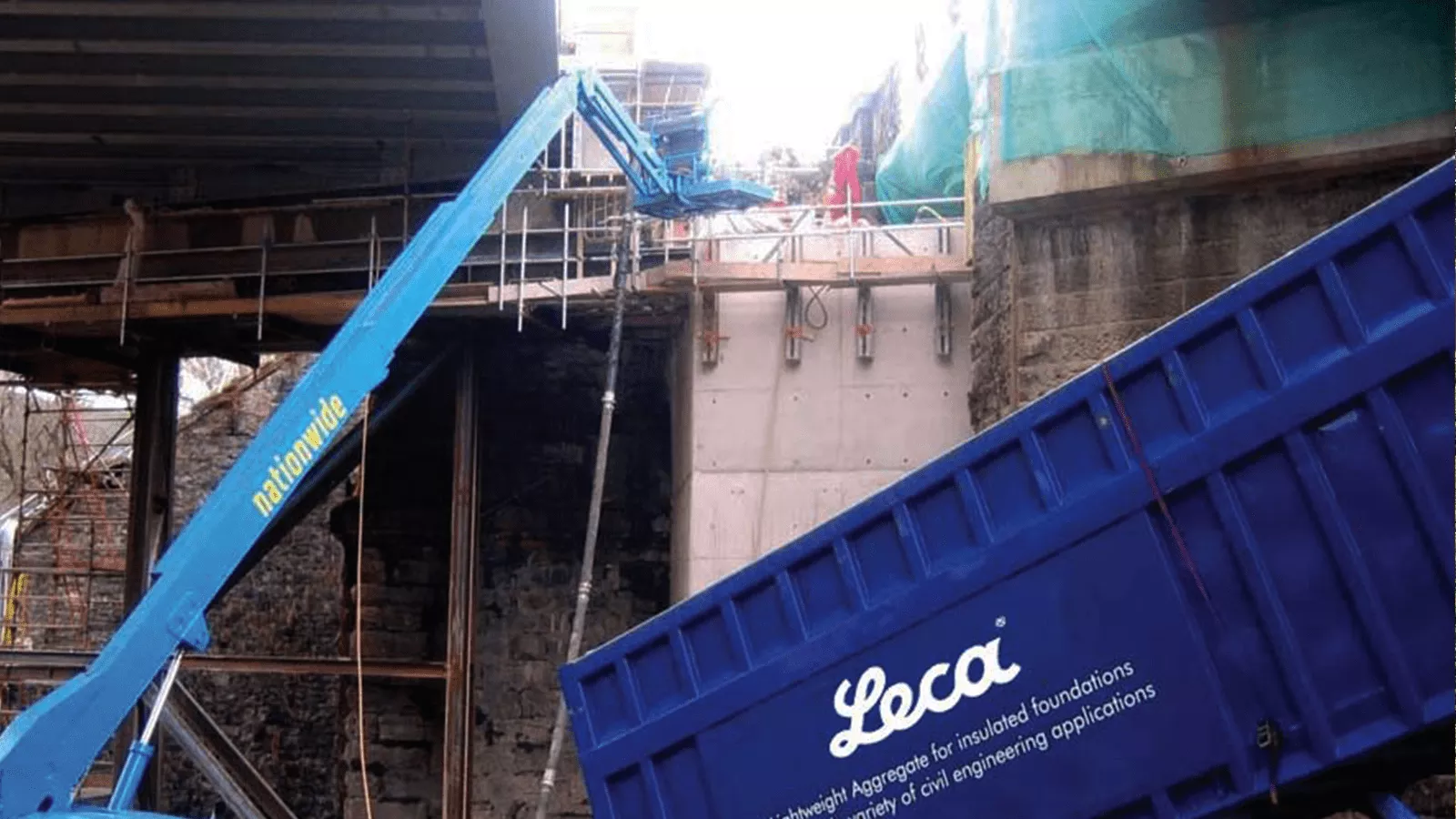 Viaduct installation 