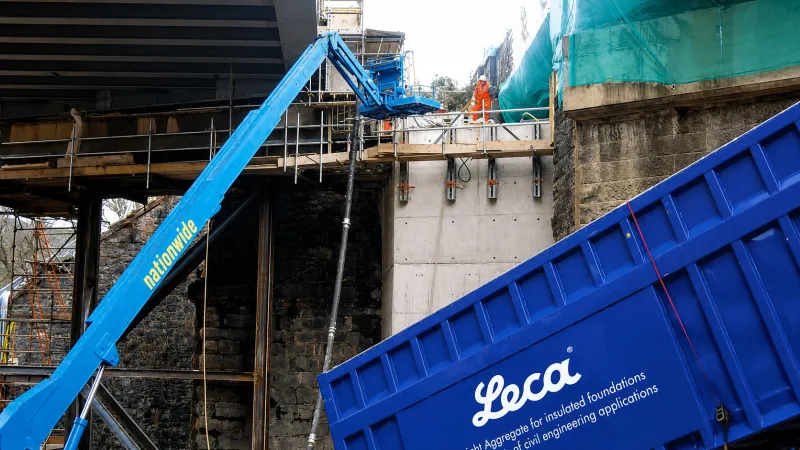 Viaduct installation 